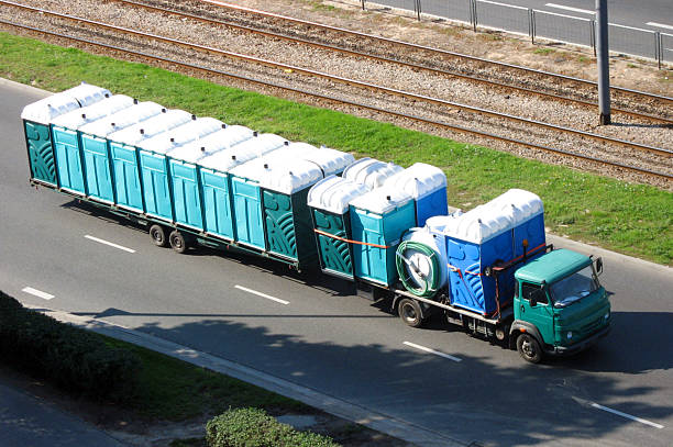 Porta potty delivery and setup in Kennesaw State University, GA